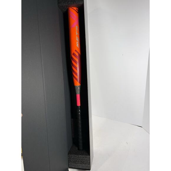 Louisville Slugger Meta 33in 24oz Fastpitch Softball Bat 3-Piece Composite USA
